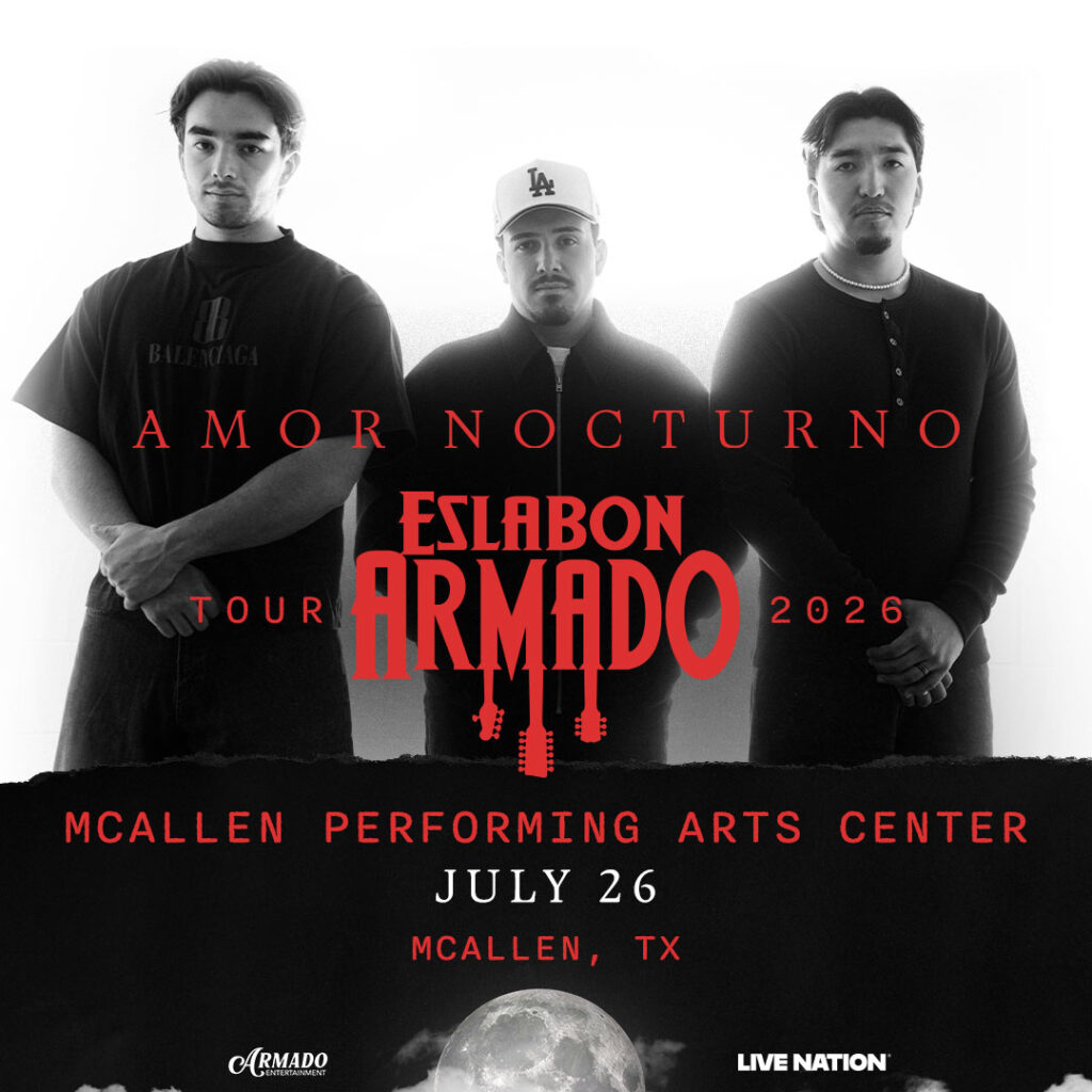 Eslabon Armado presentรกndose en vivo durante Amor Nocturno Tour en el McAllen Performing Arts Center.